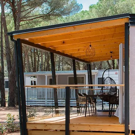 Lux Camp - Mobile Homes In Bi Village Fazana Exterior photo