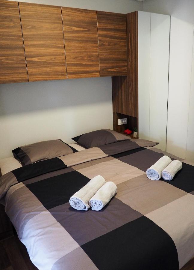 Lux Camp - Mobile Homes In Bi Village Campsite *